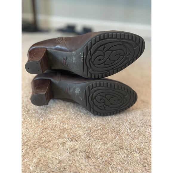 Clarks Womens Leather Ankle Boots Size 6.5M Brown Heel Buckle Side Zipper Heel - Picture 5 of 13